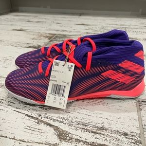 NWT Adidas men sneakers size 9 Nemeziz